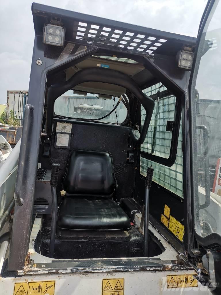 Bobcat S 16 Smykem řízené nakladače
