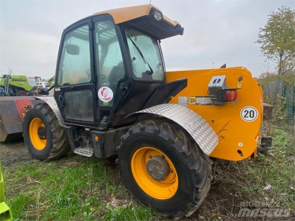 JCB 541-70 Teleskopické manipulátory