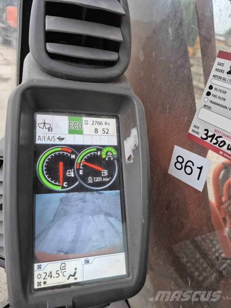 Hitachi ZX 135 Pásová rýpadla