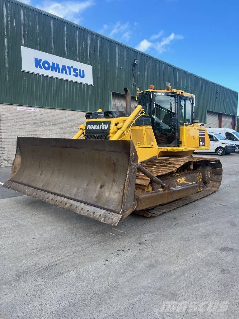 Komatsu D65PX-18E0 Pásové dozery