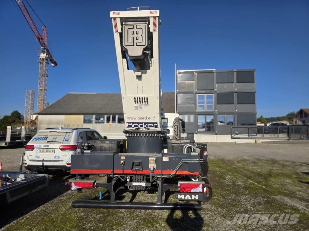 Böcker AK 37/4000 Jeřáby pro těžký terén