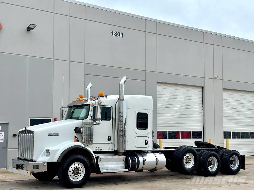Kenworth T 800 Tahače
