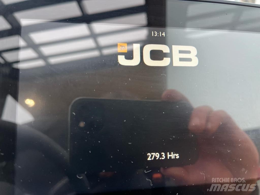 JCB 542-70 Agri Xtra Teleskopické manipulátory