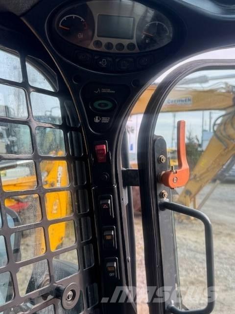 Bobcat S 530 Smykem řízené nakladače