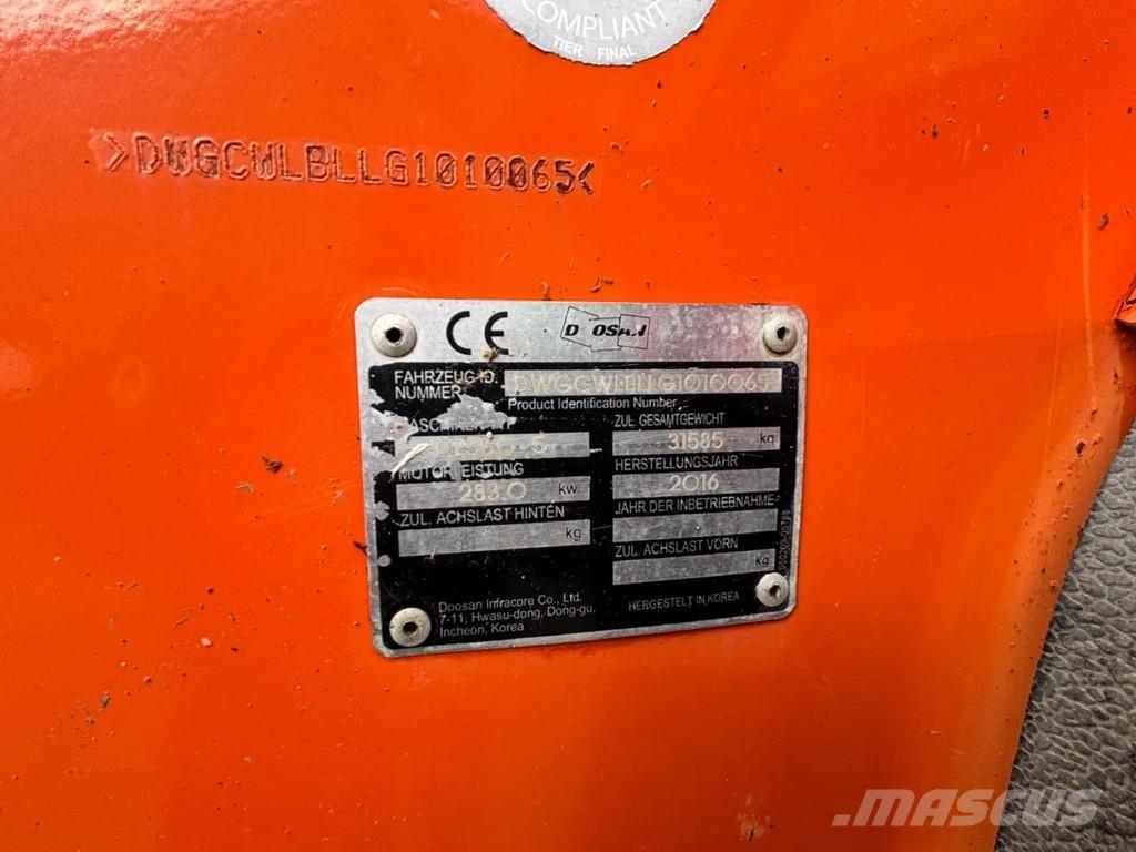 Doosan DL550 Kolové nakladače
