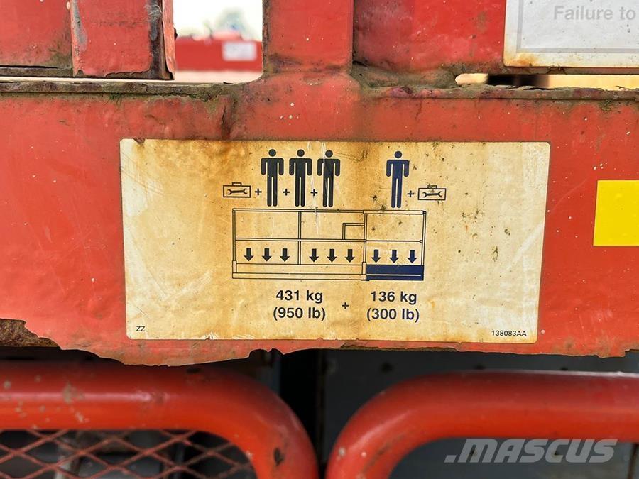 SkyJack SJ6826RT Nůžková zvedací plošina