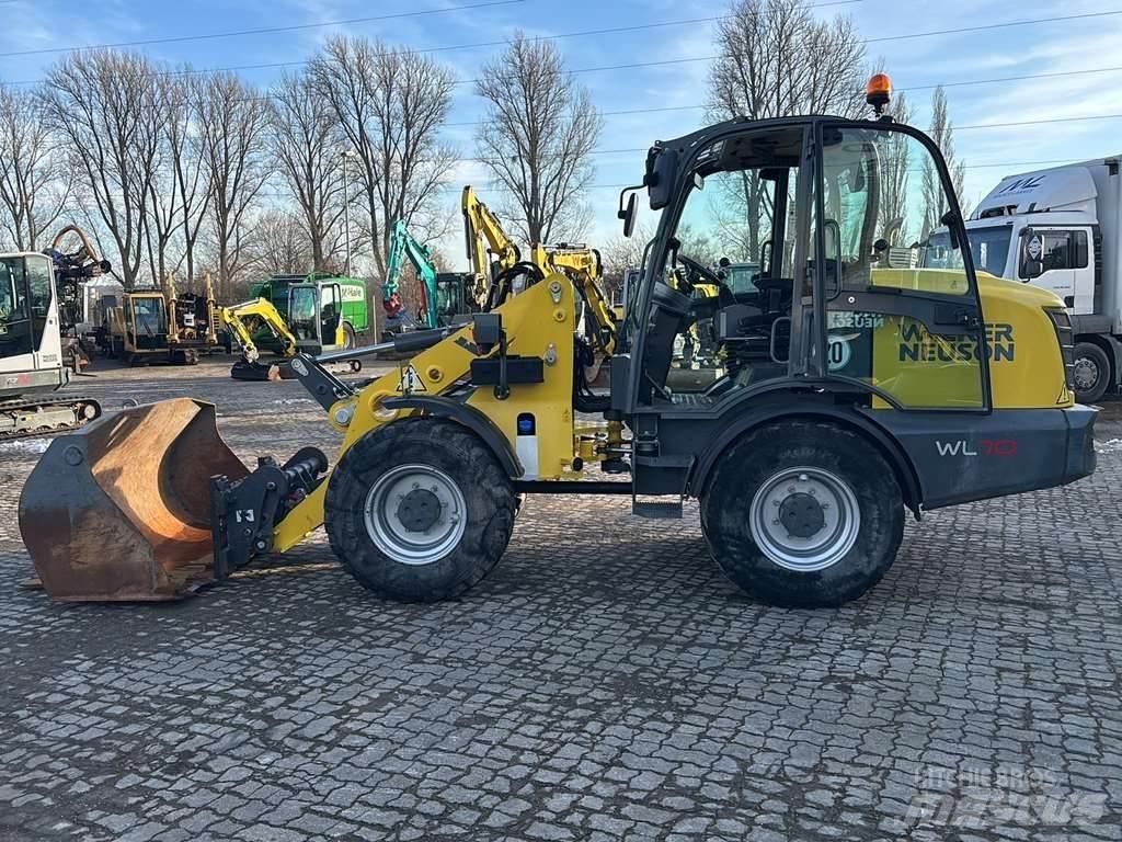 Wacker Neuson WL70 Kolové nakladače