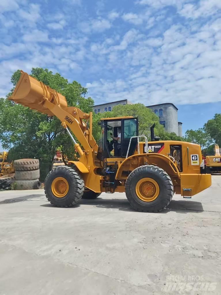 CAT 966 H Kolové nakladače