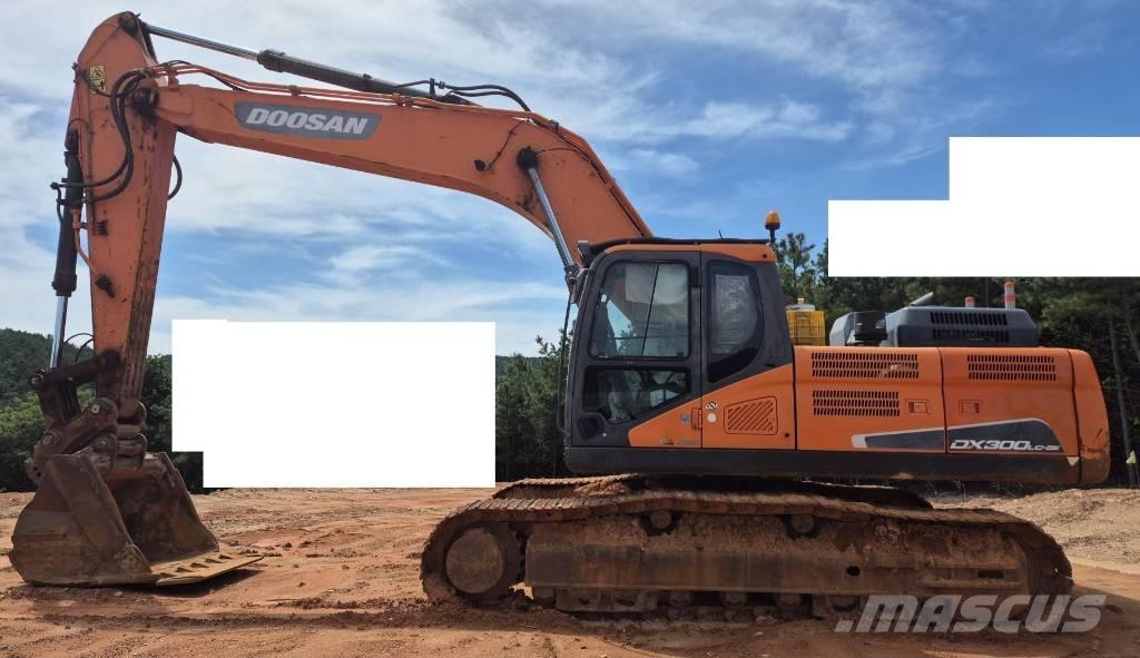Doosan DX 300 LC-5 Pásová rýpadla