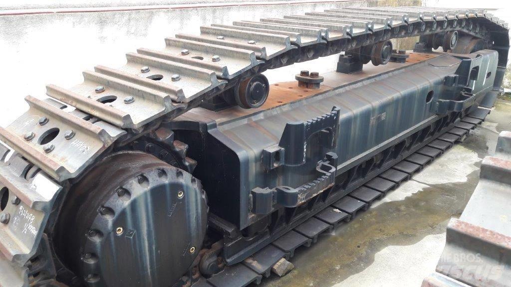 Hitachi ZX500LC-3 Podvozky a zavěšení kol