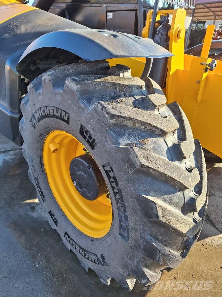 JCB 540-200 540-200 Víceúčelové nakladače