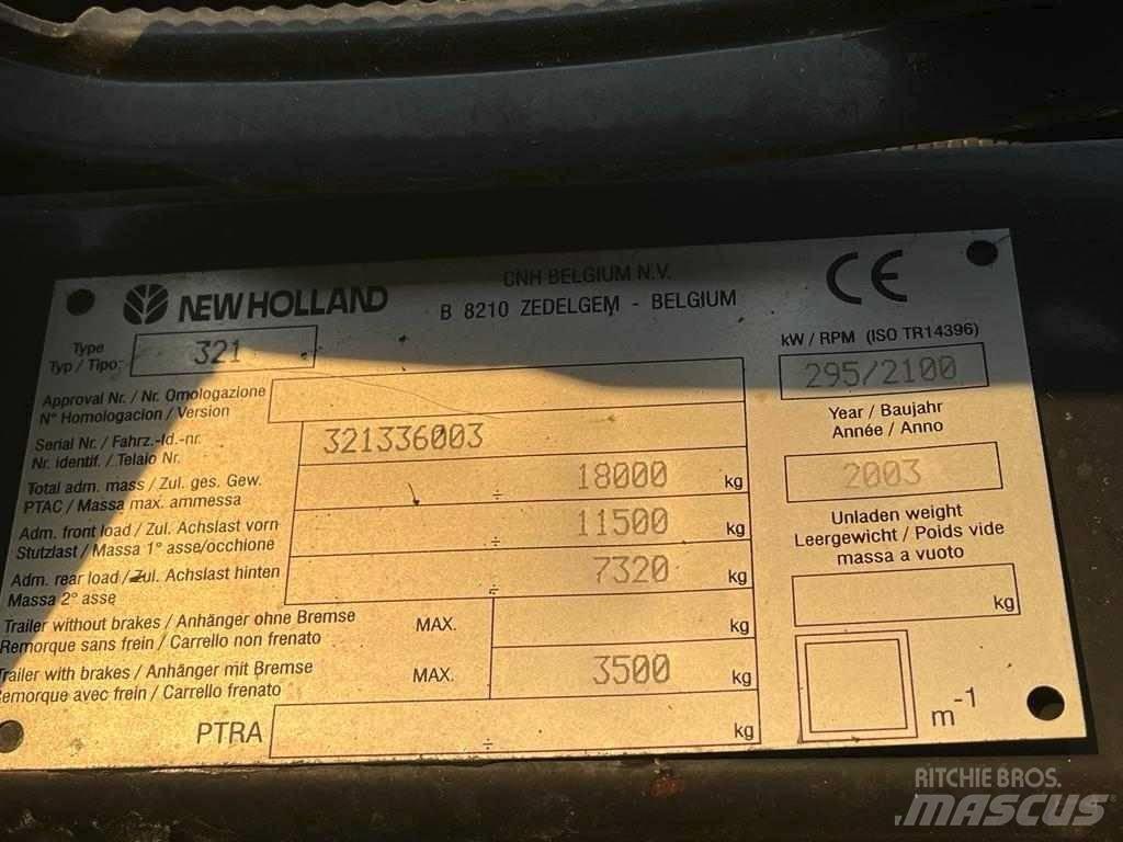 New Holland CX 880 Sklízecí mlátičky