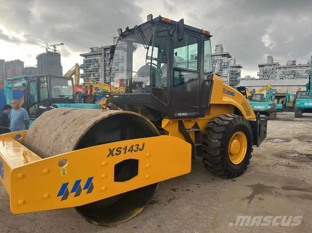 XCMG XS 143 J Tahačové válce