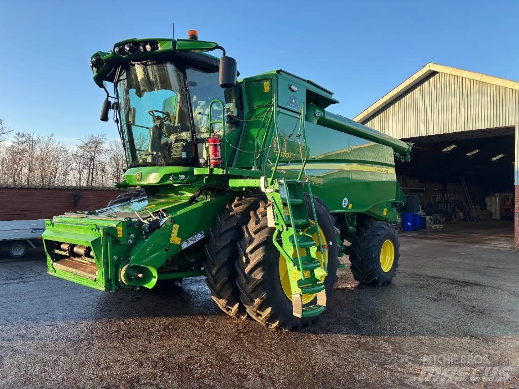 John Deere T670I 4WD Sklízecí mlátičky