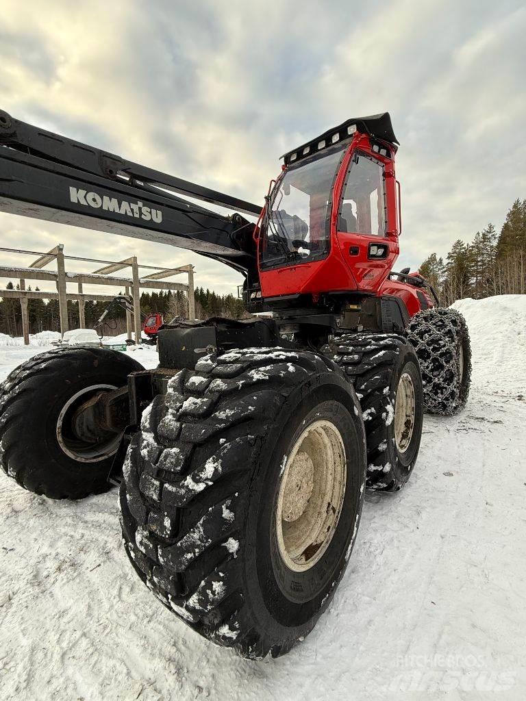 Komatsu 951 Harvestory