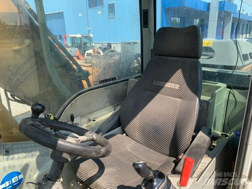 Liebherr A 900 C Kolová rýpadla