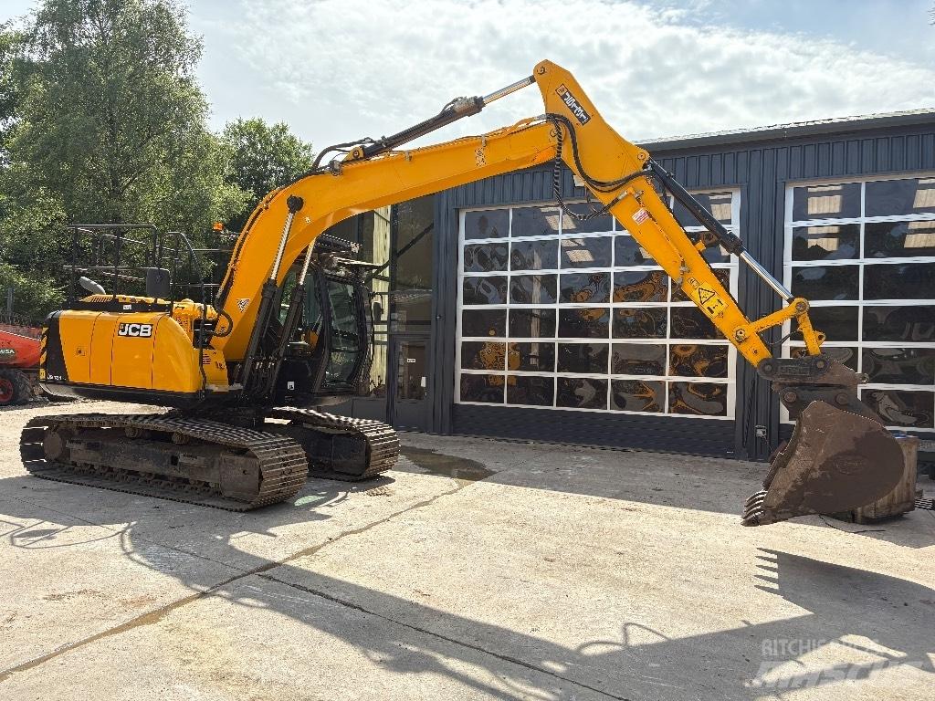 JCB JS 131 Pásová rýpadla