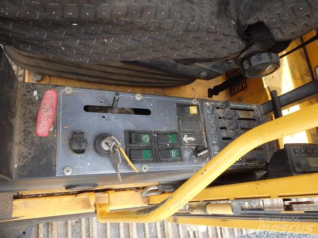 Volvo EC 200 Pásová rýpadla