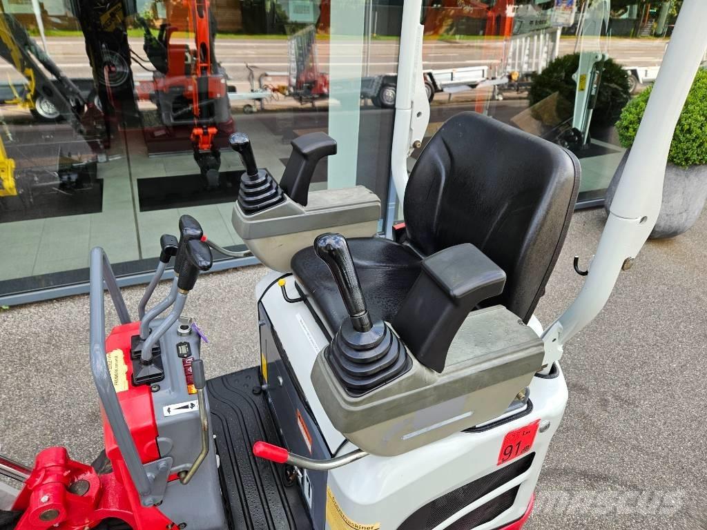Takeuchi TB 210 Mini rýpadla < 7t