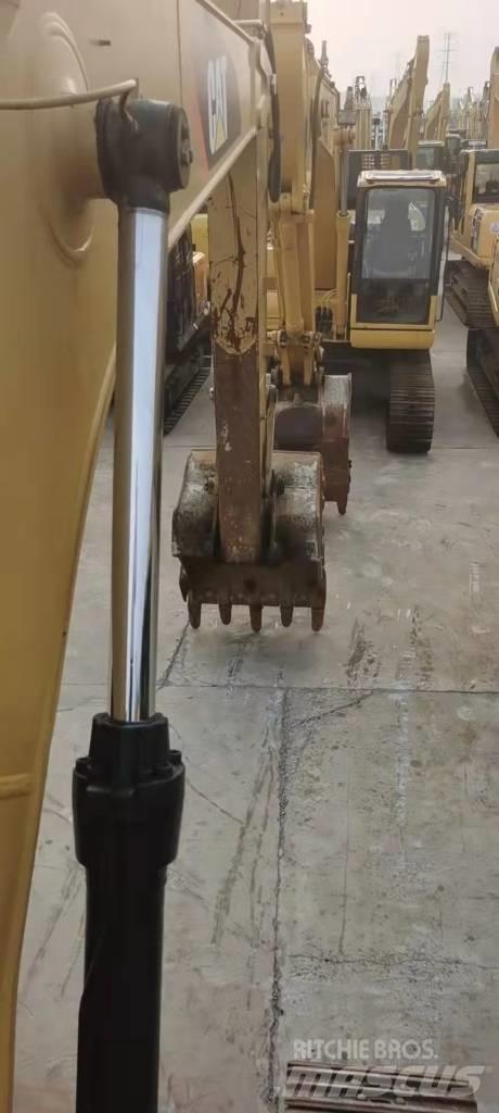CAT 315 D Pásová rýpadla