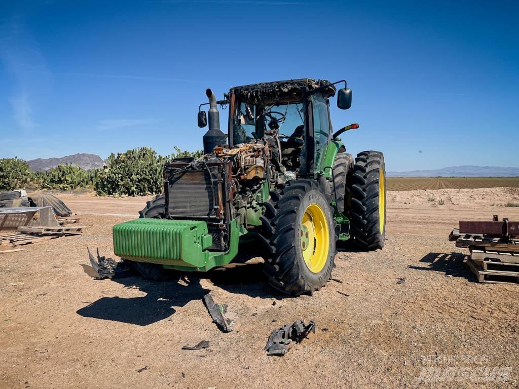 John Deere 8295 R Traktory
