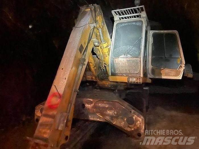Liebherr A914 Speciální bagry