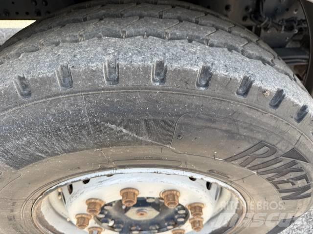 Iveco Trakker 450 Další