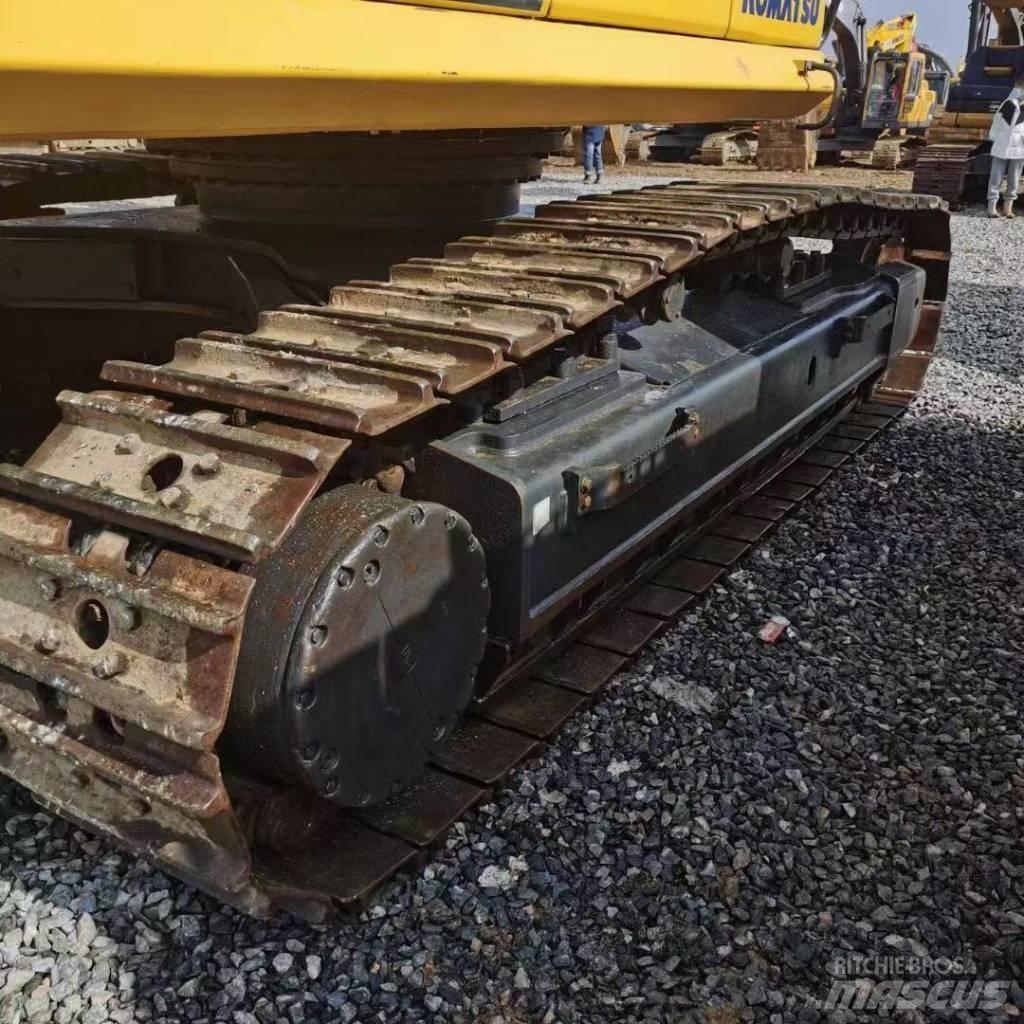 Komatsu 450LC-8 Pásová rýpadla
