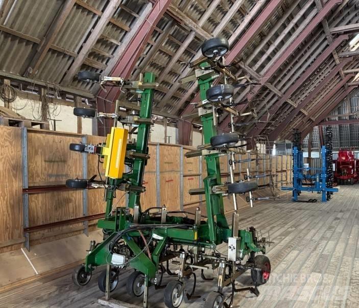 Thyregod TRV 12 Řádkové kultivátory