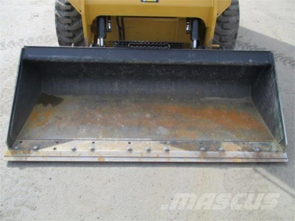 CAT 236 D Smykem řízené nakladače