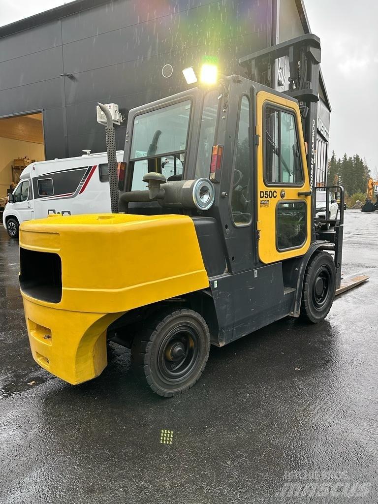 Doosan Daewoo D50-C2 Dieselové vozíky