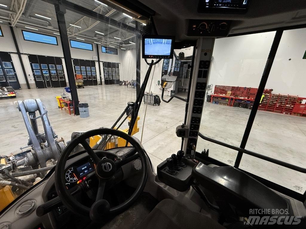 Volvo L110 H Kolové nakladače