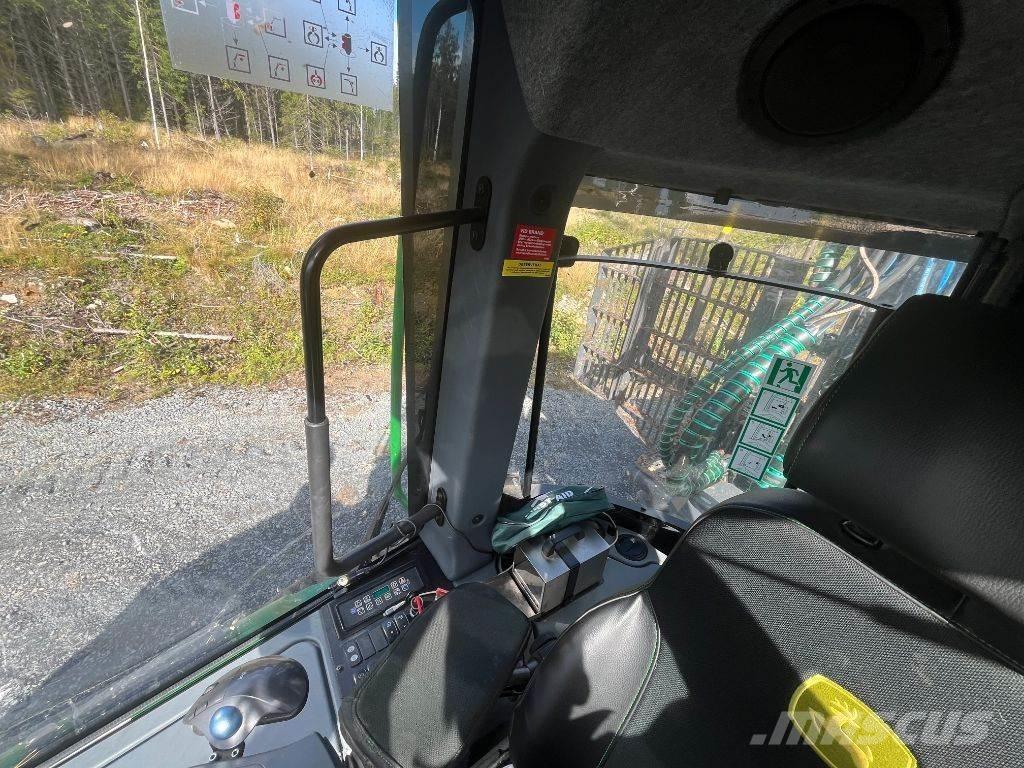 John Deere 1510G Vyvážecí traktory