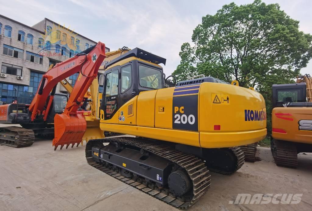 Komatsu PC 200-7 Pásová rýpadla