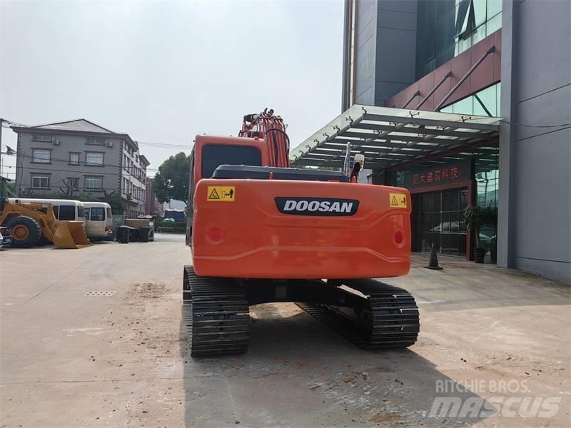 Doosan DX150 Pásová rýpadla