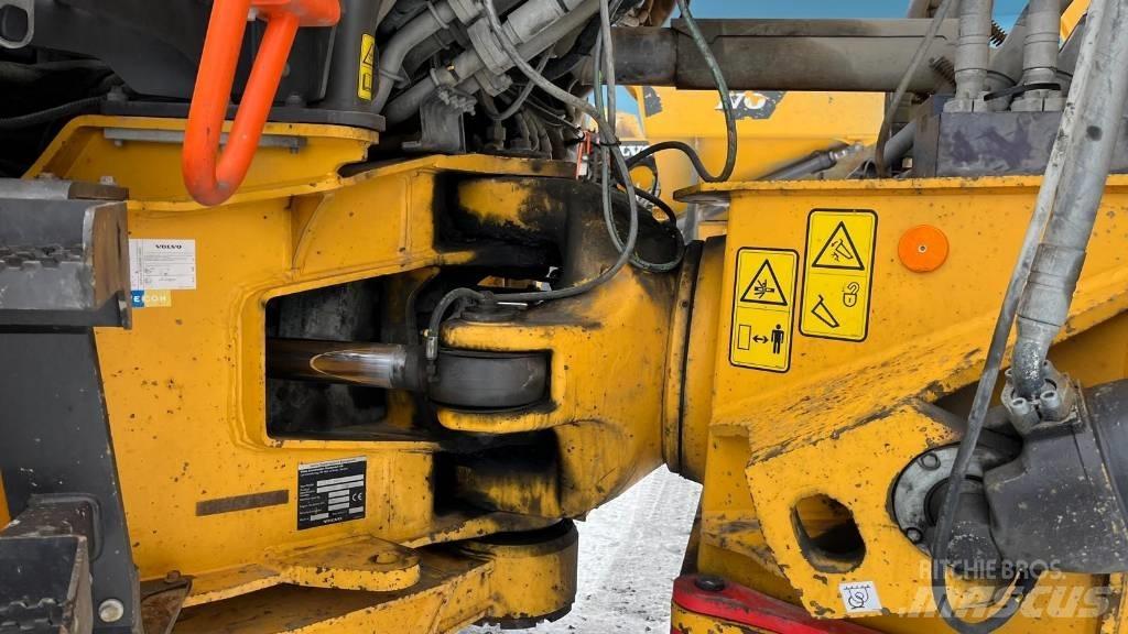 Volvo A 45 G Kloubové dempry