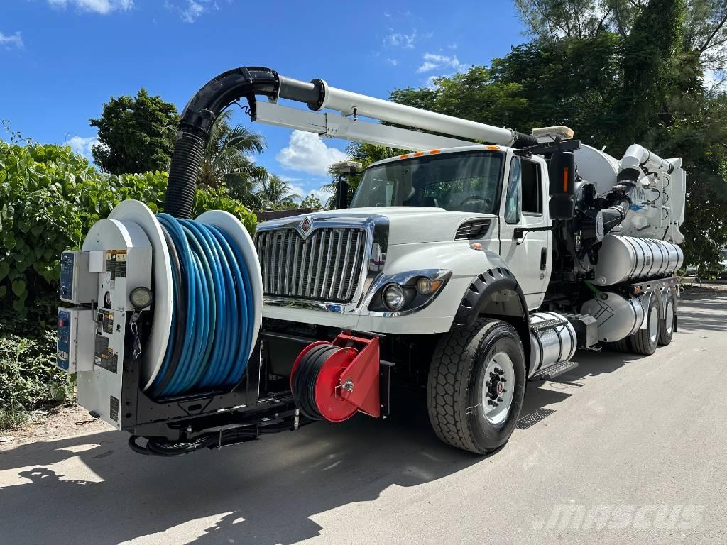 International 7600 Kombinované/Čerpací cisterny