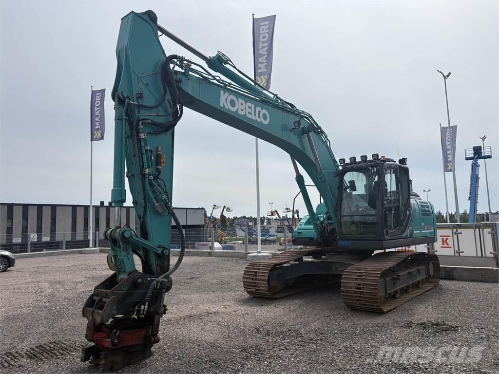 Kobelco SK210LC-10 Pásová rýpadla