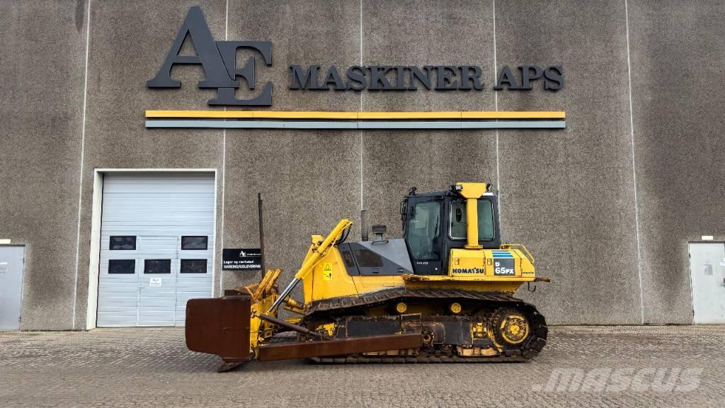 Komatsu D 65 PX-15 Pásové dozery