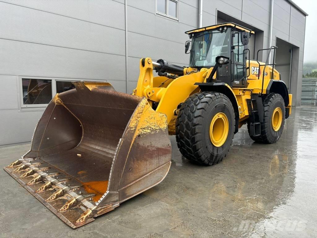 CAT 972 Kolové nakladače