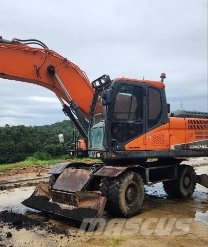 Doosan DX 210 W Kolová rýpadla