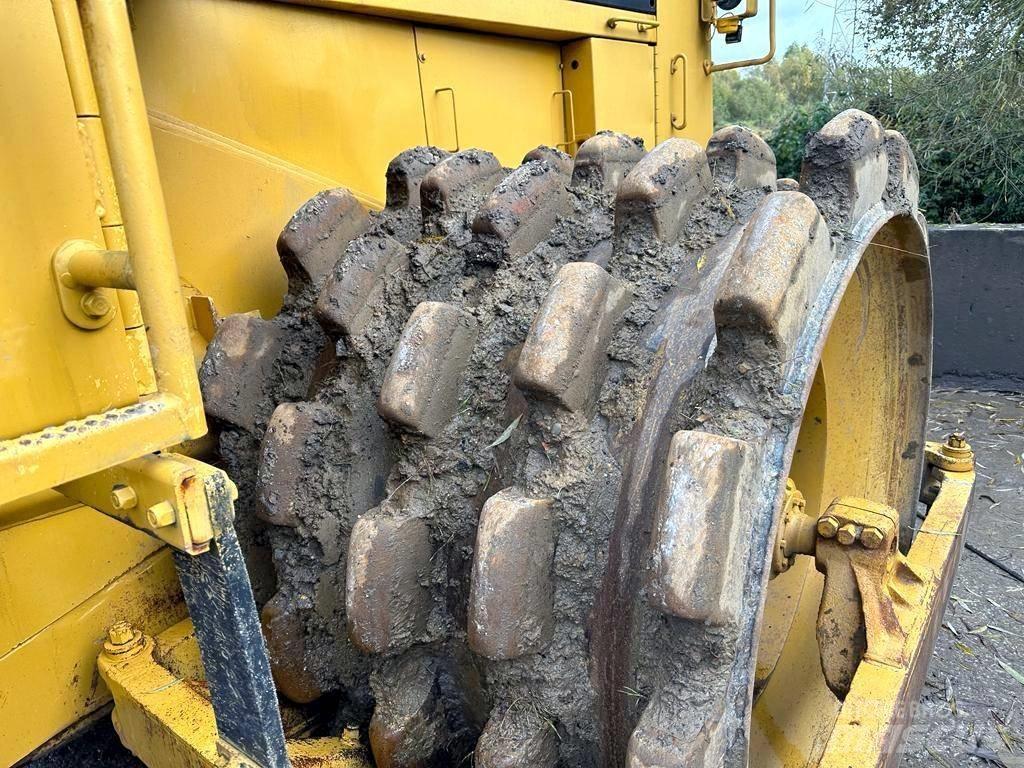 CAT 825 C Půdní kompaktory