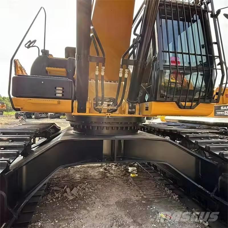 CAT 340 Pásová rýpadla