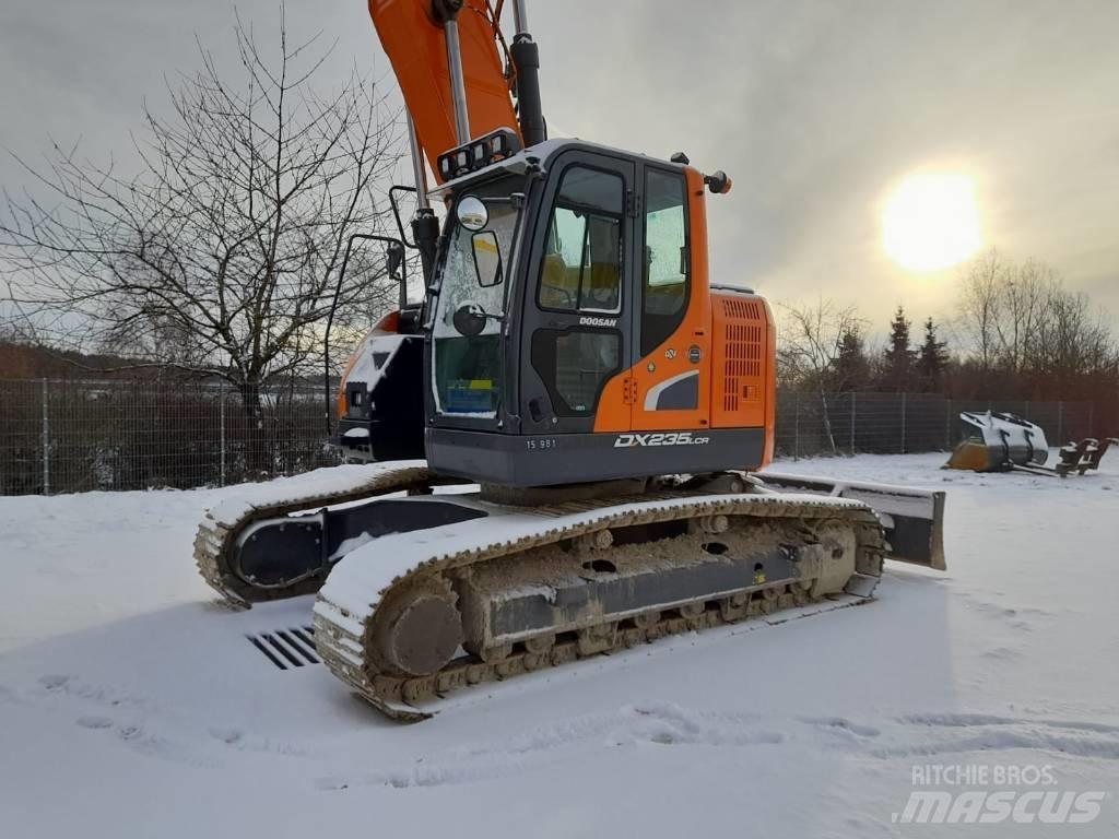 Develon DX 235 LCR-5 Pásová rýpadla