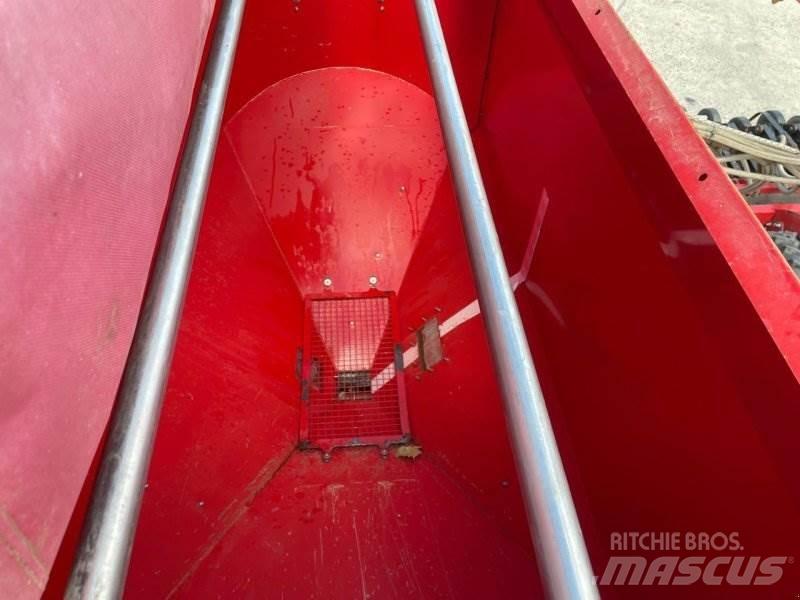 Horsch Pronto 9 DC Mechanické secí stroje