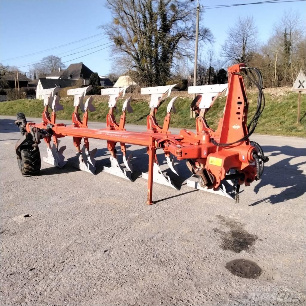 Kuhn VARIMASTER 121 Oboustranné pluhy