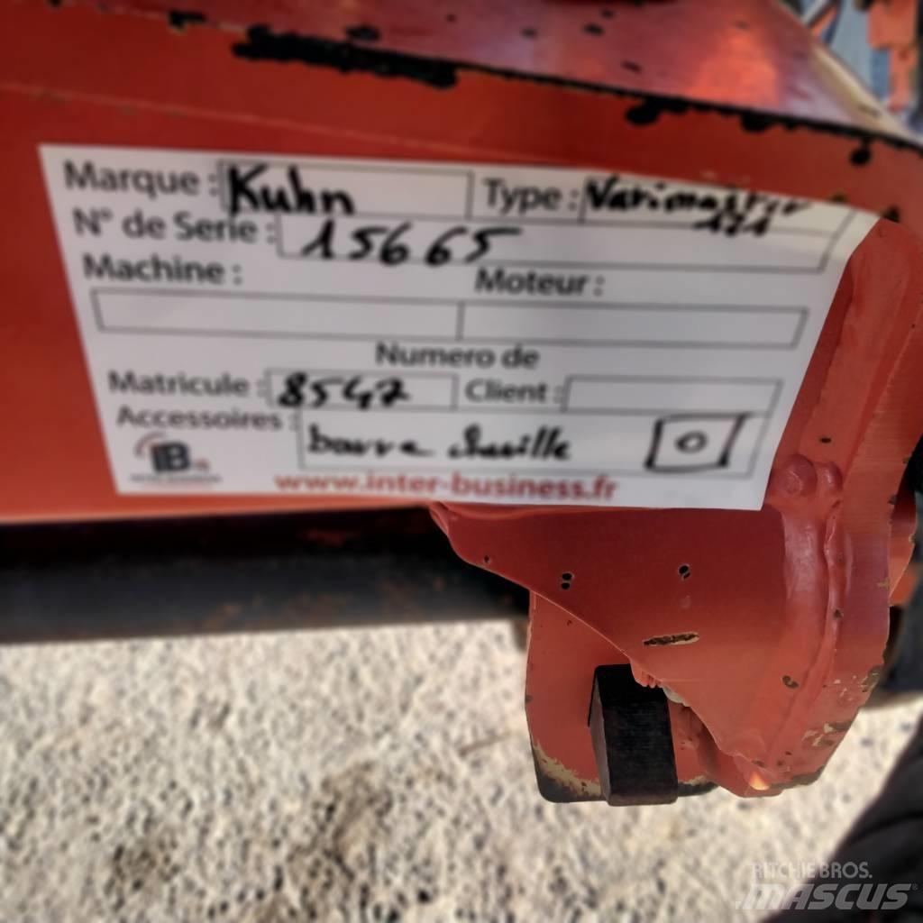 Kuhn VARIMASTER 121 Oboustranné pluhy