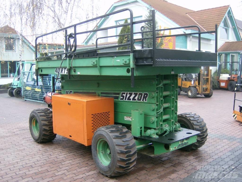 JLG 40RTS    V-1562 Vertikální sloupové výtahy
