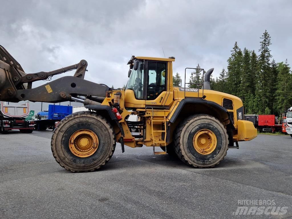 Volvo L 220 G Kolové nakladače