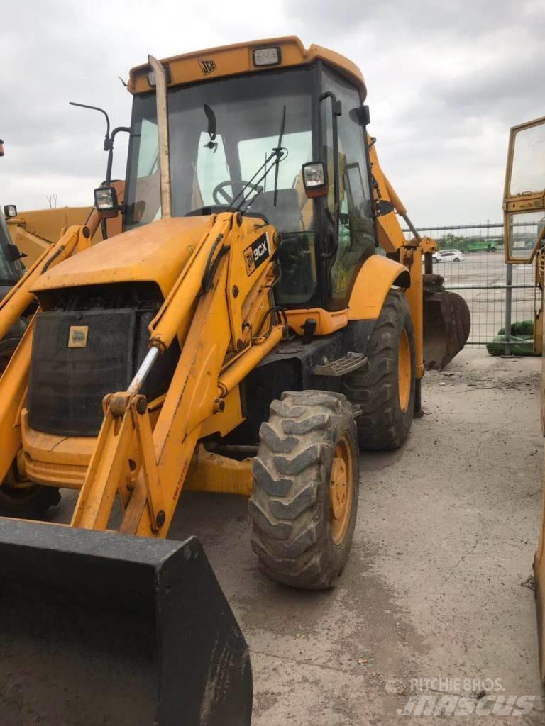 JCB 3cx Rýpadlo-nakladače